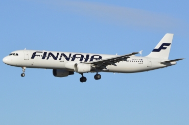 OH-LZC (001185) Airbus A321-211