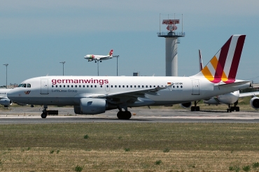 D-AKNM · Airbus A319-112 · (LIS / LPPT)