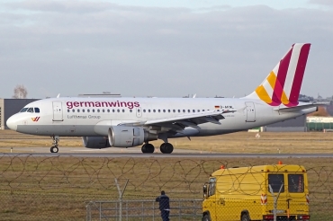 D-AKNL (1084) 1999 Airbus A319-112