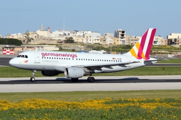 D-AKNM (1089) 1999 Airbus A319-112