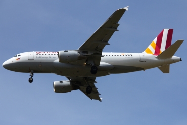 D-AKNU (2628) 2005 Airbus A319-112