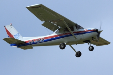 SP-KMV (15282912) Cessna 152