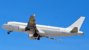 YL-LCN (662) 1997 Airbus A320-211