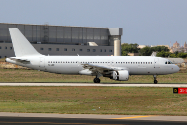 YL-LCO (1873) 2002 Airbus A320-214