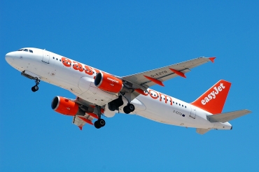 G-EZTB (3843) 2009 Airbus A320-214