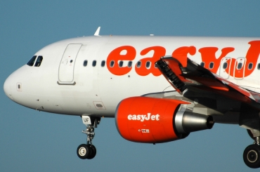 G-EZUF (4676) 2011 Airbus A320-214