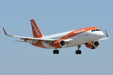 G-EZOP (6633) 2015 Airbus A320-214(WL)