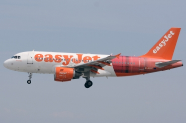 G-EZBF · Airbus A319-111 · (LIS / LPPT)