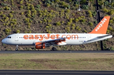 G-EZUC · Airbus A320-214 · (FNC / LPMA)
