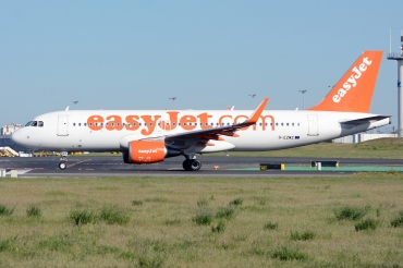 G-EZWZ (6353) 2014 Airbus A320-214(WL)