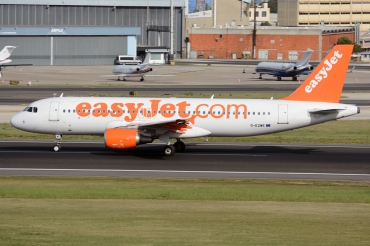 G-EZWE (5289) 2012 Airbus A320-214