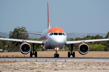 G-EZDS
