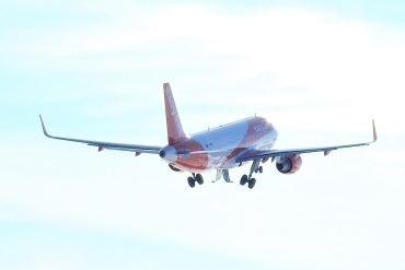 G-EZRZ (8358) 2018 Airbus A320-214(WL)