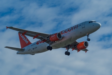 G-EZUD (4636) 2011 Airbus A320-214