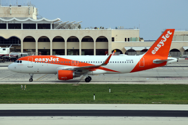 G-EJCK (5522) 2013 Airbus A320-214(WL)