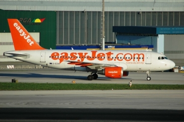 G-EZAV (2083) 2006 Airbus A319-111
