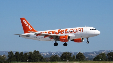G-EZAY (2827) 2006 Airbus A319-111