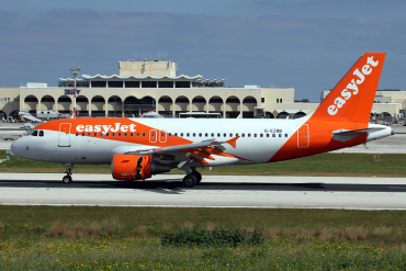 G-EZBB · Airbus A319-111 · (MLA / LMML)