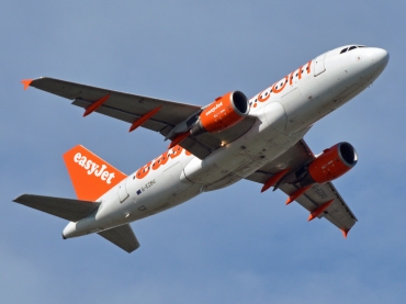 G-EZBU (3118) 2007 Airbus A319-111