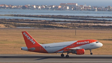 G-EZDV (3742) 2008 Airbus A319-111