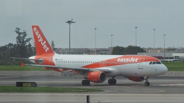 G-EZFA · Airbus A319-111 · (LIS / LPPT)