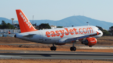 G-EZGE (4624) 2011 Airbus A319-111