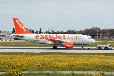 G-EZIV (2565) 2005 Airbus A319-111
