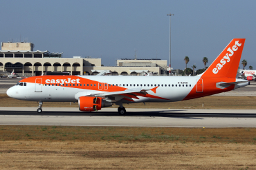 G-EZUO · Airbus A320-214 · (MLA / LMML)