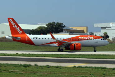 G-UZHH (8268) 2018 Airbus A320-251N