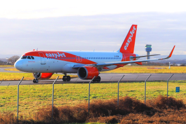 G-UZHM (8405) 2018 Airbus A320-251N