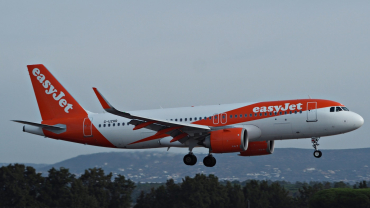 G-UZHR (8505) 2018 Airbus A320-251N