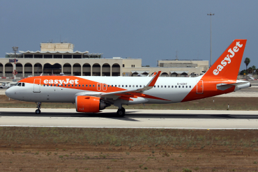 G-UZHT (8662) 2018 Airbus A320-251N