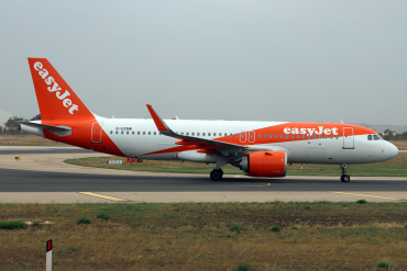 G-UZHW (8759) 2019 Airbus A320-251N