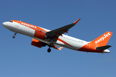 G-UZLB (8998) 2019 Airbus A320-251N