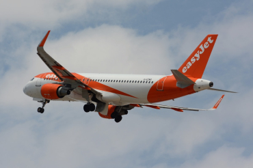 G-EZWS (6011) 2014 Airbus A320-214(WL)