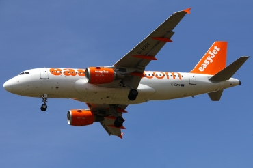 G-EZIV (2565) 2005 Airbus A319-111