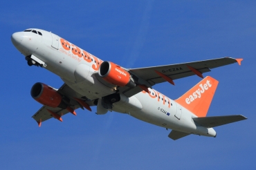 G-EZAA (2677) 2006 Airbus A319-111