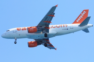 G-EZAX (2818) 2006 Airbus A319-111