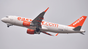G-EZOI (6562) 2015 Airbus A320-214(WL)