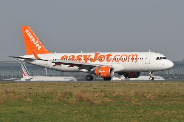 G-EZWN (5757) 2013 Airbus A320-214