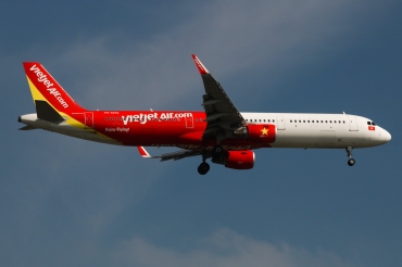 VN-A630 (7655) 2017 Airbus A321-211