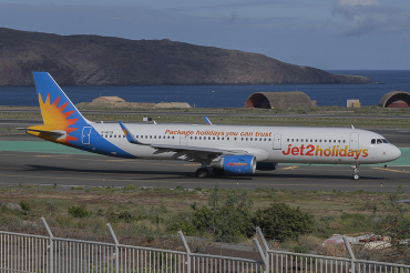 G-HLYA (6038) 2014 Airbus A321-211(WL)