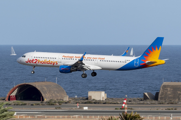 G-HLYF (6439) 2015 Airbus A321-211(WL)