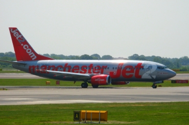 G-CELI (23526) 1986 Boeing 737-330