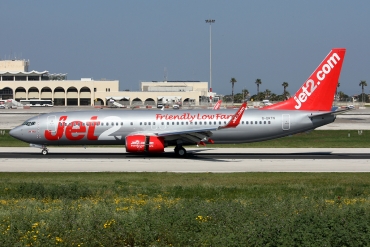 G-DRTN (32735) 2002 Boeing 737-86N(WL)