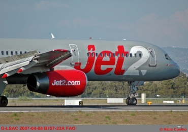 G-LSAC · Boeing 757-23A · (FAO / LPFR)