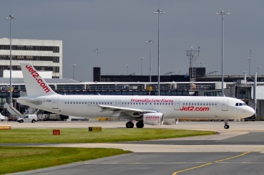 G-POWN (3830) 2009 Airbus A321-211