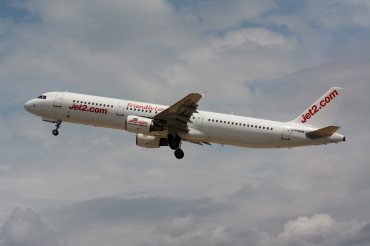 G-POWN (3830) 2009 Airbus A321-211