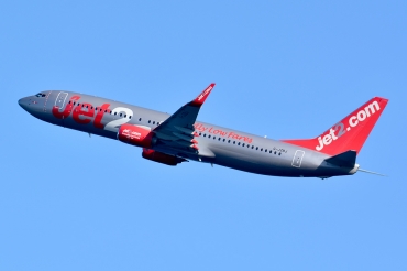 G-JZBJ (63165) 2018 Boeing 737-8MG(WL)