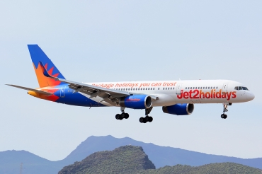 G-LSAN (26635) 1994 Boeing 757-2K2(WL)